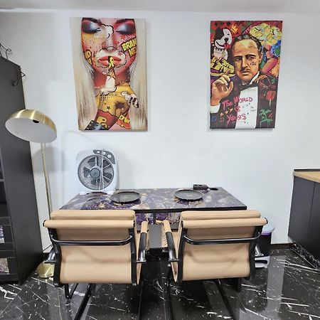 Apartamentos Benidorm Black المظهر الخارجي الصورة