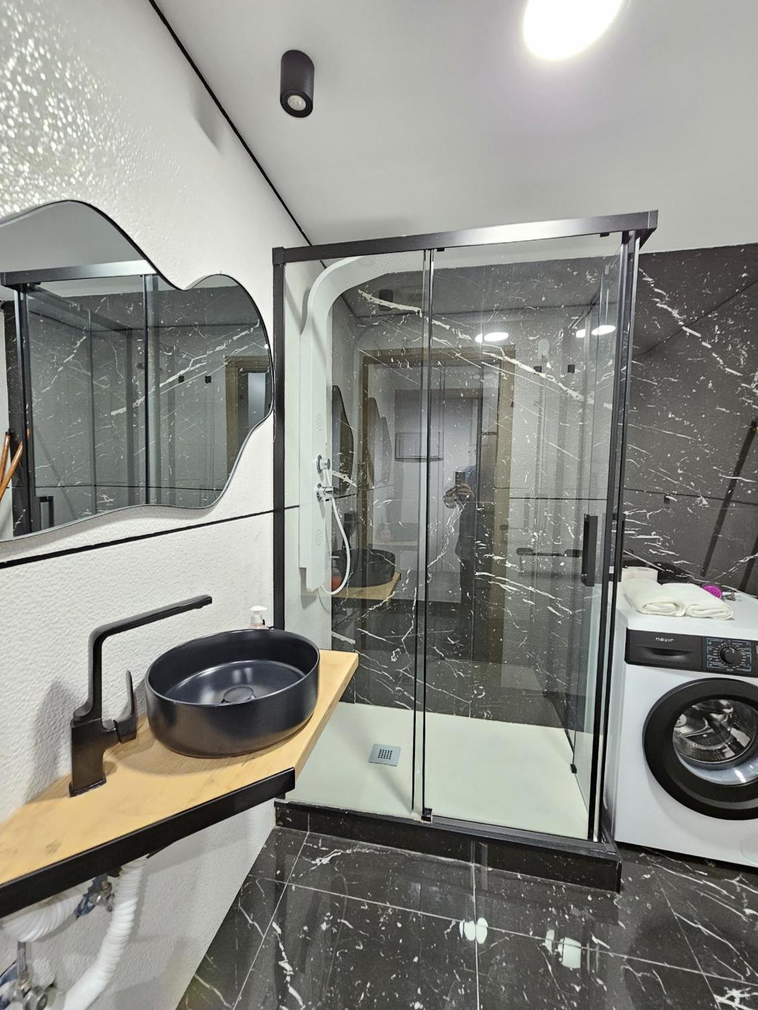 Apartamentos Benidorm Black المظهر الخارجي الصورة