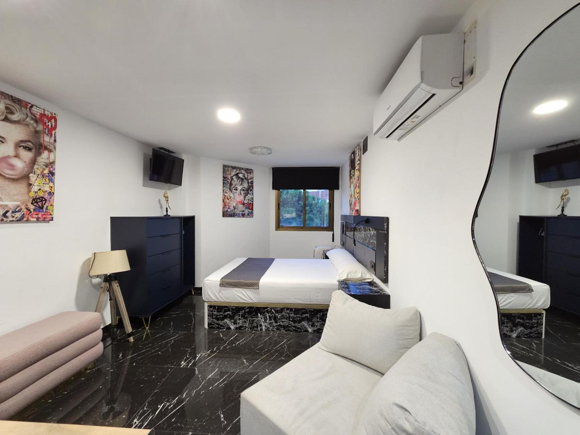Apartamentos Benidorm Black المظهر الخارجي الصورة