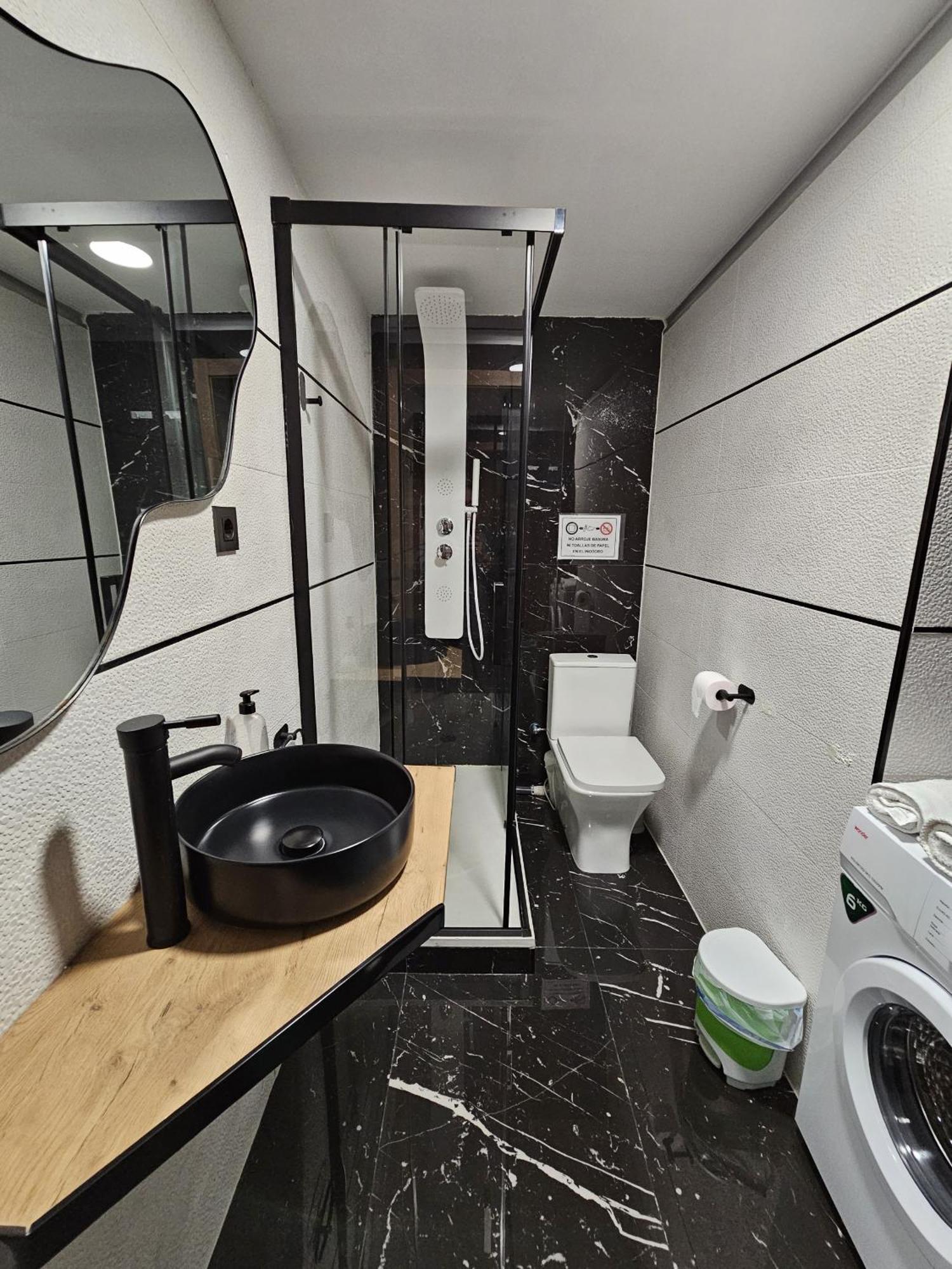 Apartamentos Benidorm Black المظهر الخارجي الصورة