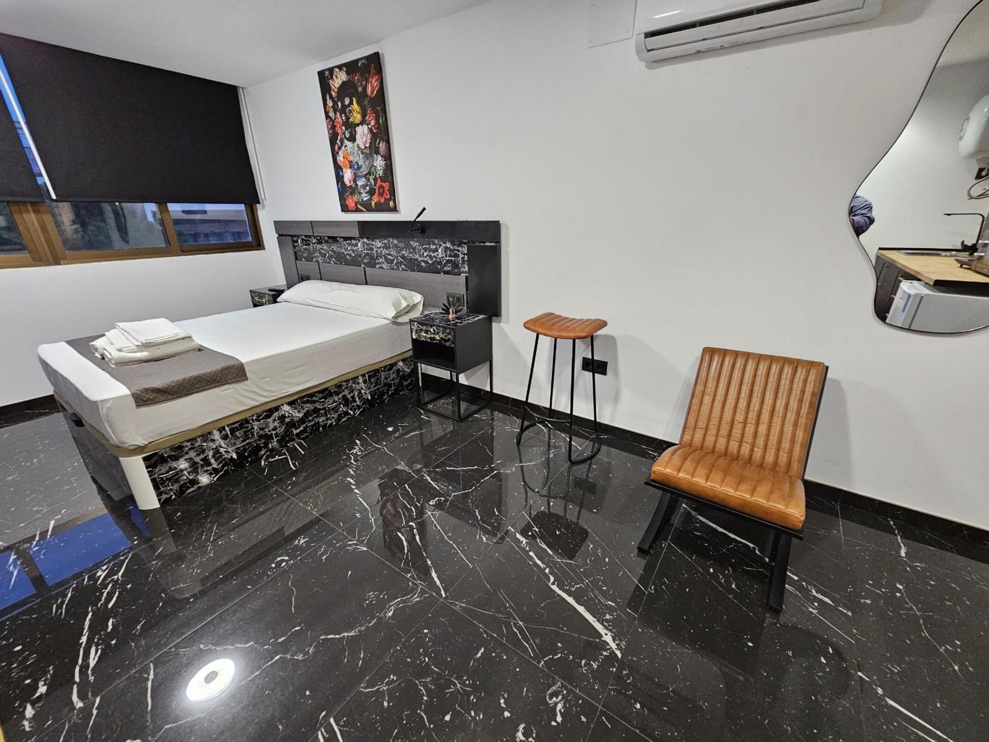Apartamentos Benidorm Black المظهر الخارجي الصورة