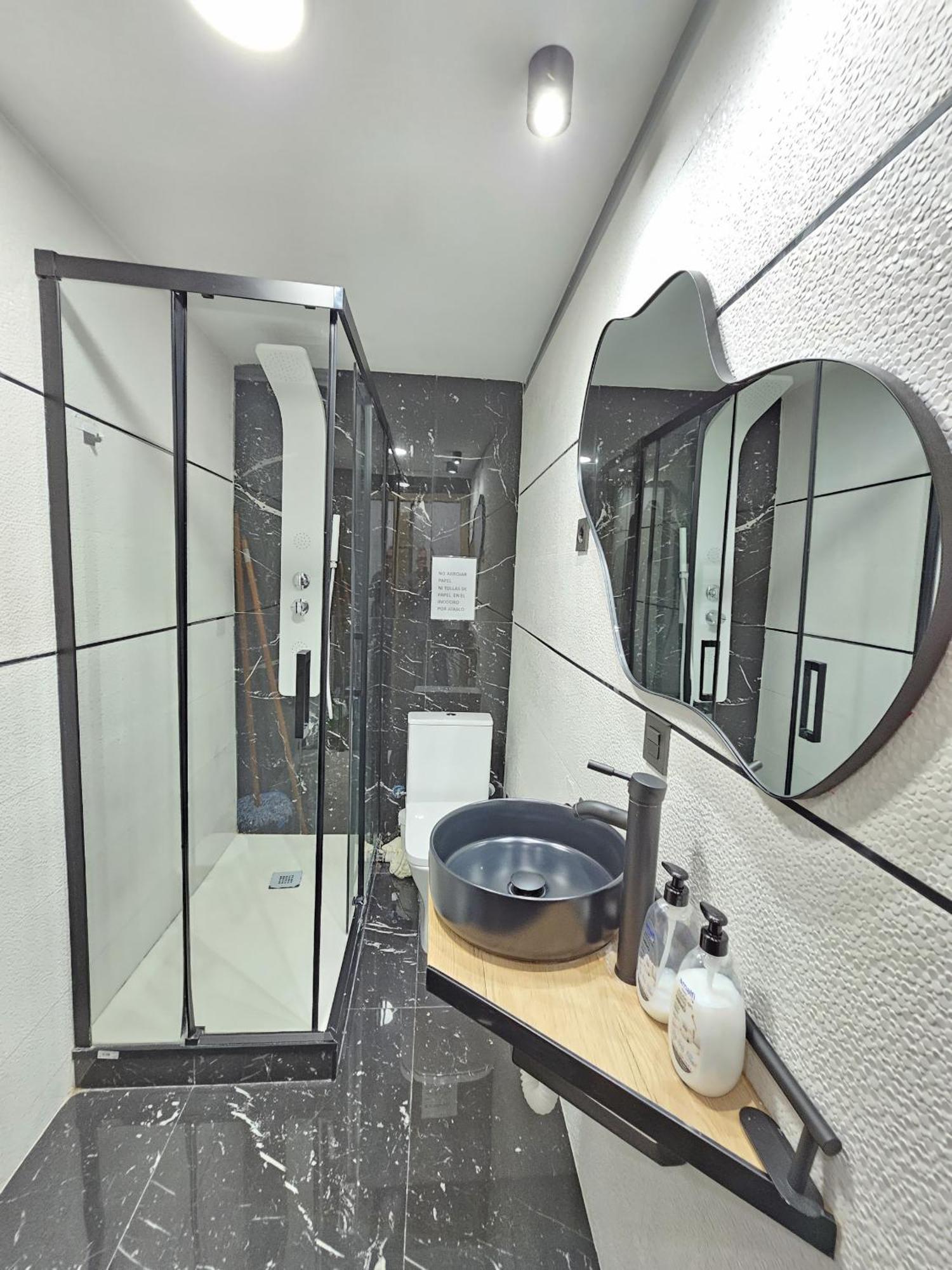 Apartamentos Benidorm Black المظهر الخارجي الصورة